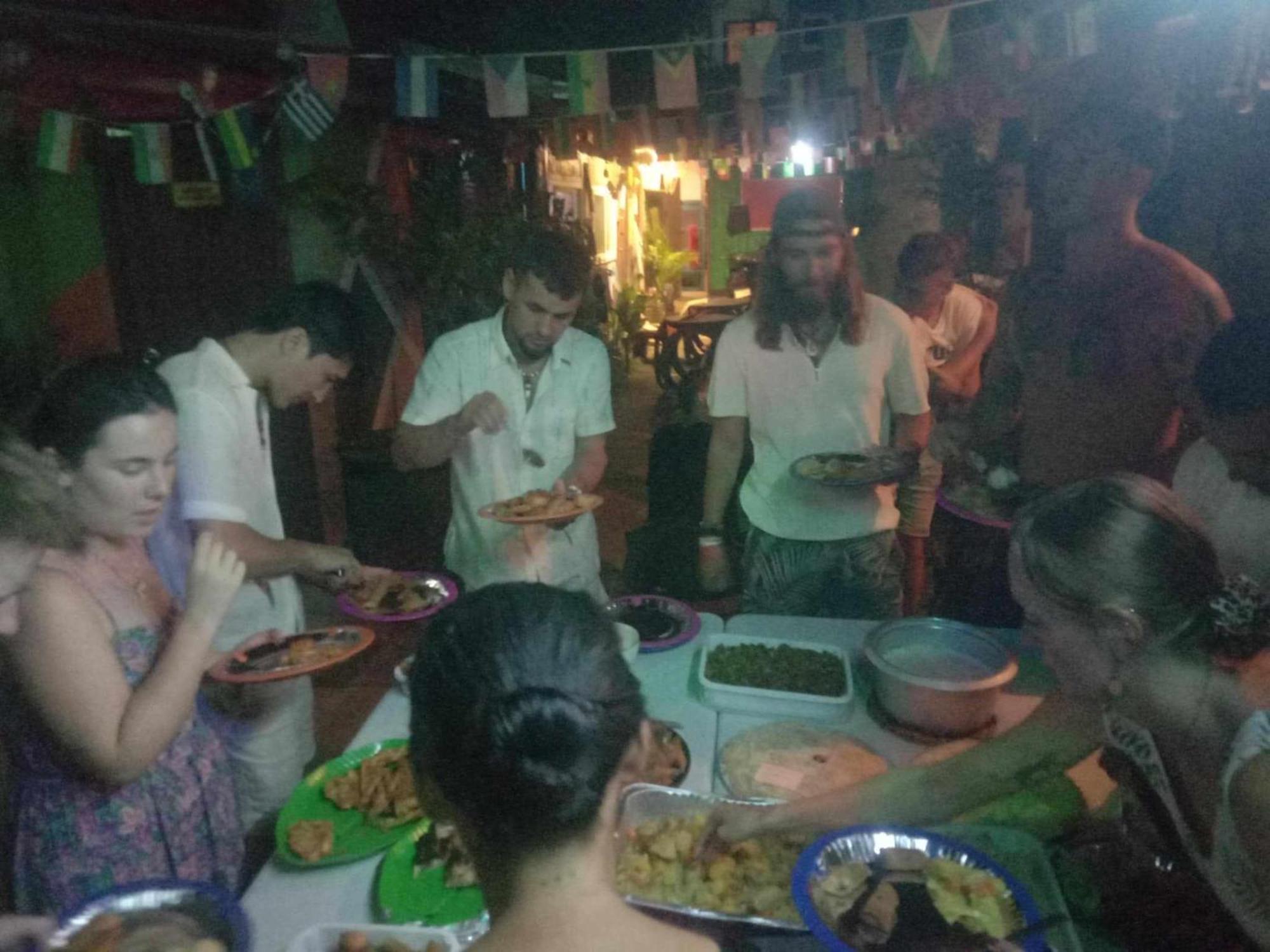 Sun Valley Hostel เอลนิโด ภายนอก รูปภาพ